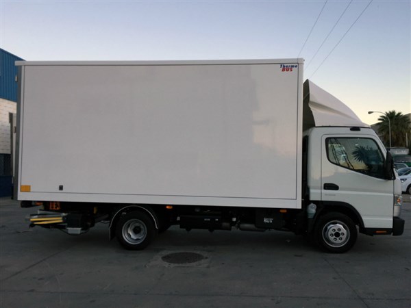 CAMION CANTER CHASIS CAJON PAQUETERO (1)