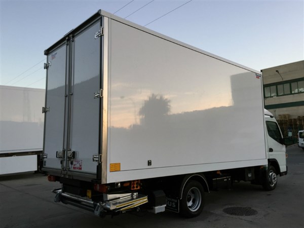 CAMION CANTER CHASIS CAJON PAQUETERO (2)