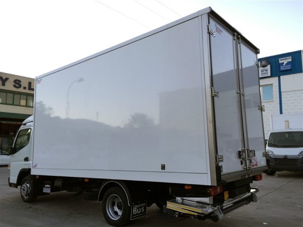 CAMION CANTER CHASIS CAJON PAQUETERO (3)