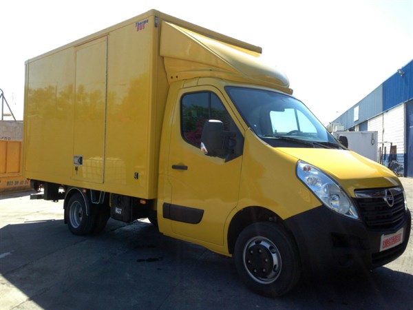 CAMION MOVANO CAJA PAQUETERA (3)