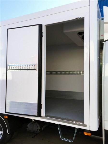 IVECO DAILY CAJON FRIGORIFICO (8)