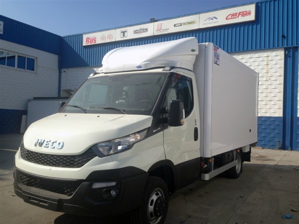 IVECO DAILY CAJON PESCADERO (1)