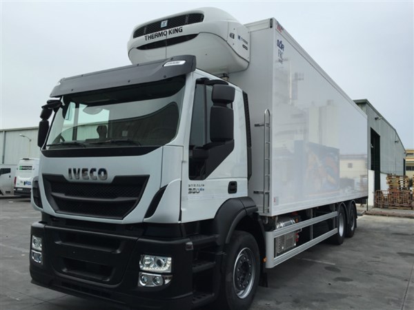 IVECO STRALIS CAJON FRIGORIFICO (2)